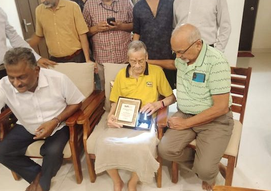 దిగ్గజ జర్నలిస్ట్ త్యాగరాజన్ కన్నుమూత